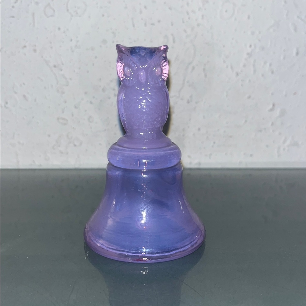 Vintage Boyd Slag Class Crystal Art Owl Bell